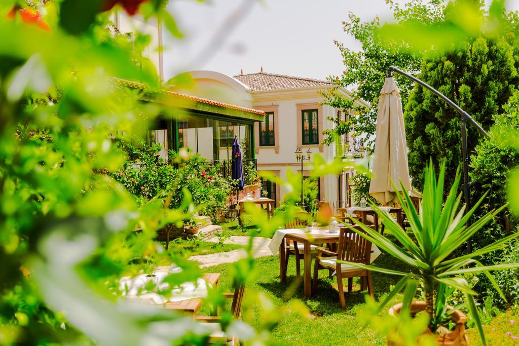 Cunda Esen Hotel Айвалик Екстер'єр фото